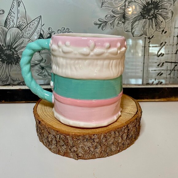 NEW Christmas Teal & Pink Nutcracker with Martini Mug - Picture 2 of 2